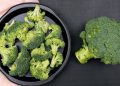 8 Makanan yang Dapat Membantu Menjaga Kecantikan dan Awet Muda