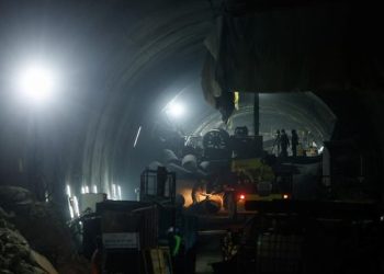 Batu Raksasa 770.000 Ton Terkubur di Tambang Emas, 33 Buruh Terjebak Selama 69 Hari