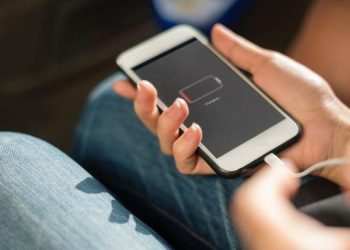 Tips Mengisi Daya HP yang Tepat agar Baterai Tahan Lama dan Tidak Cepat Rusak
