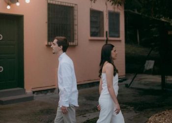 Perempuan Lebih Memilih Menjomblo Ketimbang Berbeda Pandangan Politik