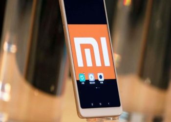 Pakai HP dengan Baterai 9000 mAh Tanpa Perlu Bawa Powerbank