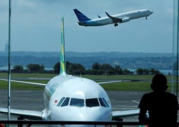Pemerintah Akan Berikan Diskon untuk Komponen Tiket Pesawat Murah