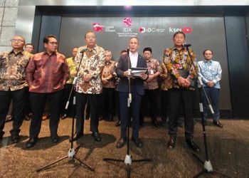 Lima Petinggi Mundur dari BEI dan OJK dalam Sehari, Ini Kronologinya