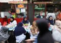 7 Risiko Makan Terlalu Cepat, Termasuk Kenaikan Berat Badan